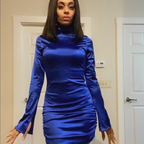 Mini Dress - Picture 2 of 5